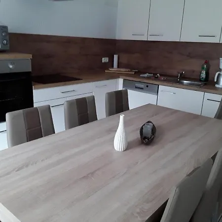 בית הארחה Kaiser 2*